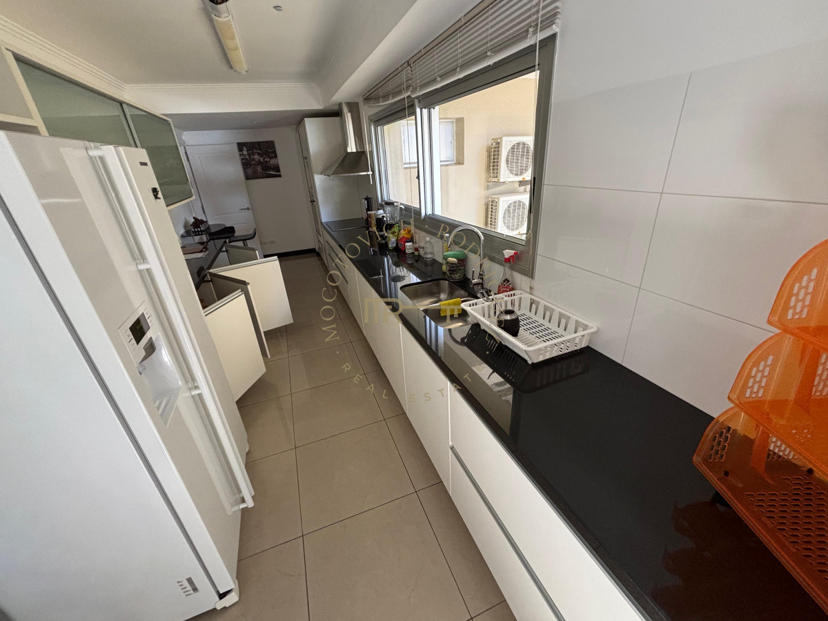 Apartamento ID.2225 - Venta de Apartamento de 3 dormitorios en la Brava Punta del Este