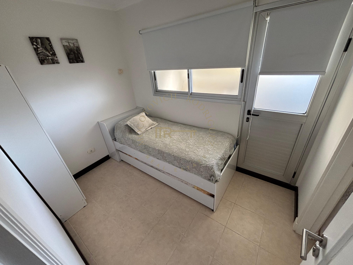 Apartamento ID.2225 - Venta de Apartamento de 3 dormitorios en la Brava Punta del Este
