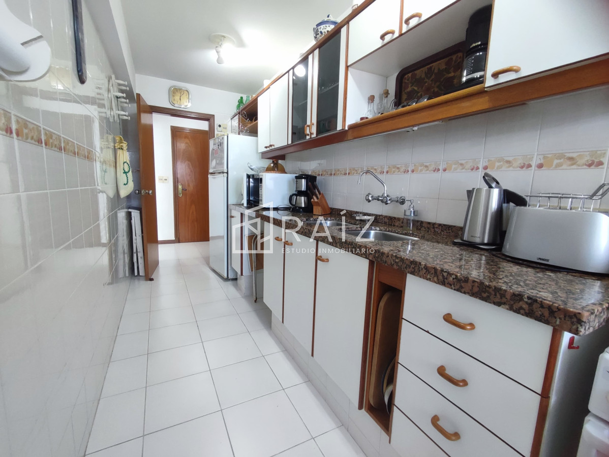 Apartamento ID.9985 - Venta de apartamento de 2 dormitorios en la Brava Punta del Este