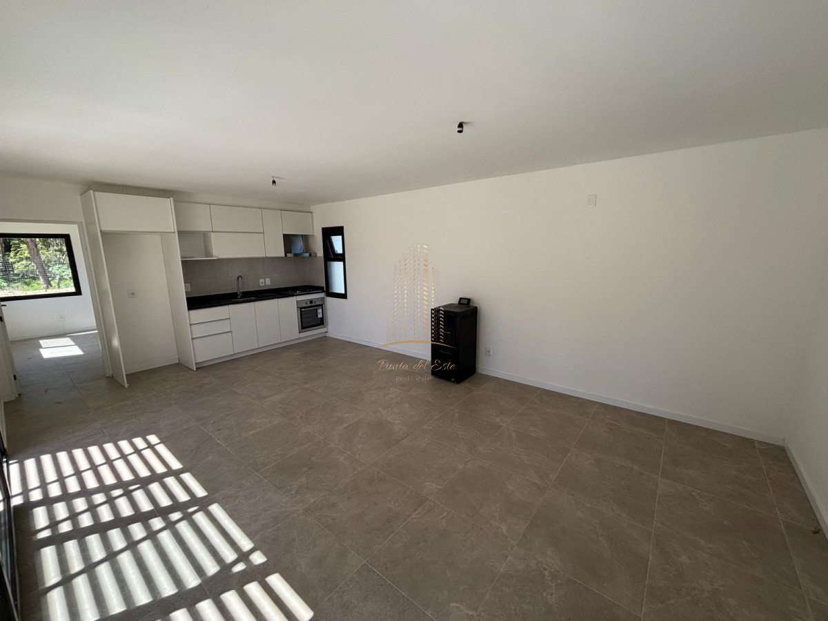 Casa ID.755 - Casa 2 dormitorios en Venta en Parque Burnett