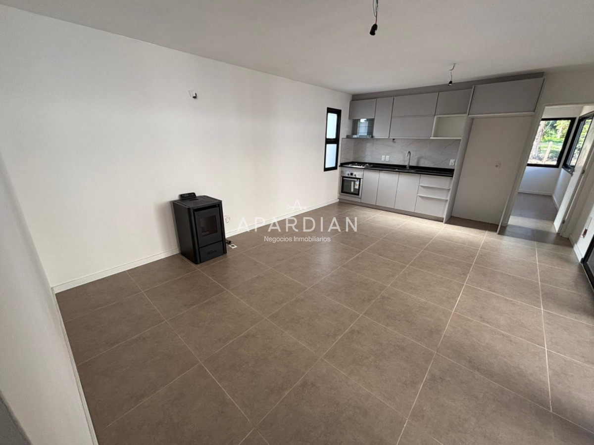 Casa ID.21096788 - Casa 2 dormitorios en Venta en Parque Burnett