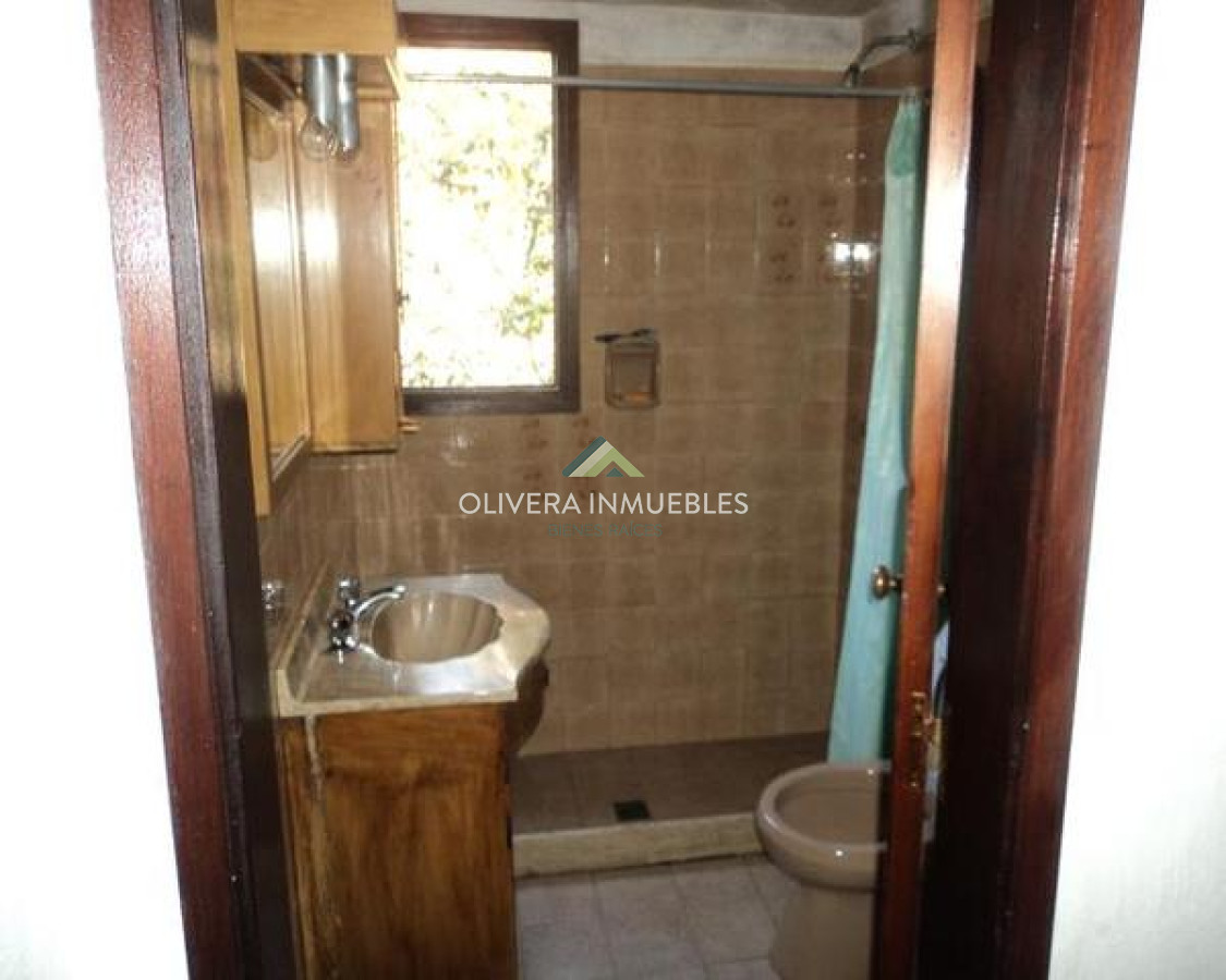 Casa ID.11602 - Venta de Casa de 4 dormitorios en Altos de Pinar