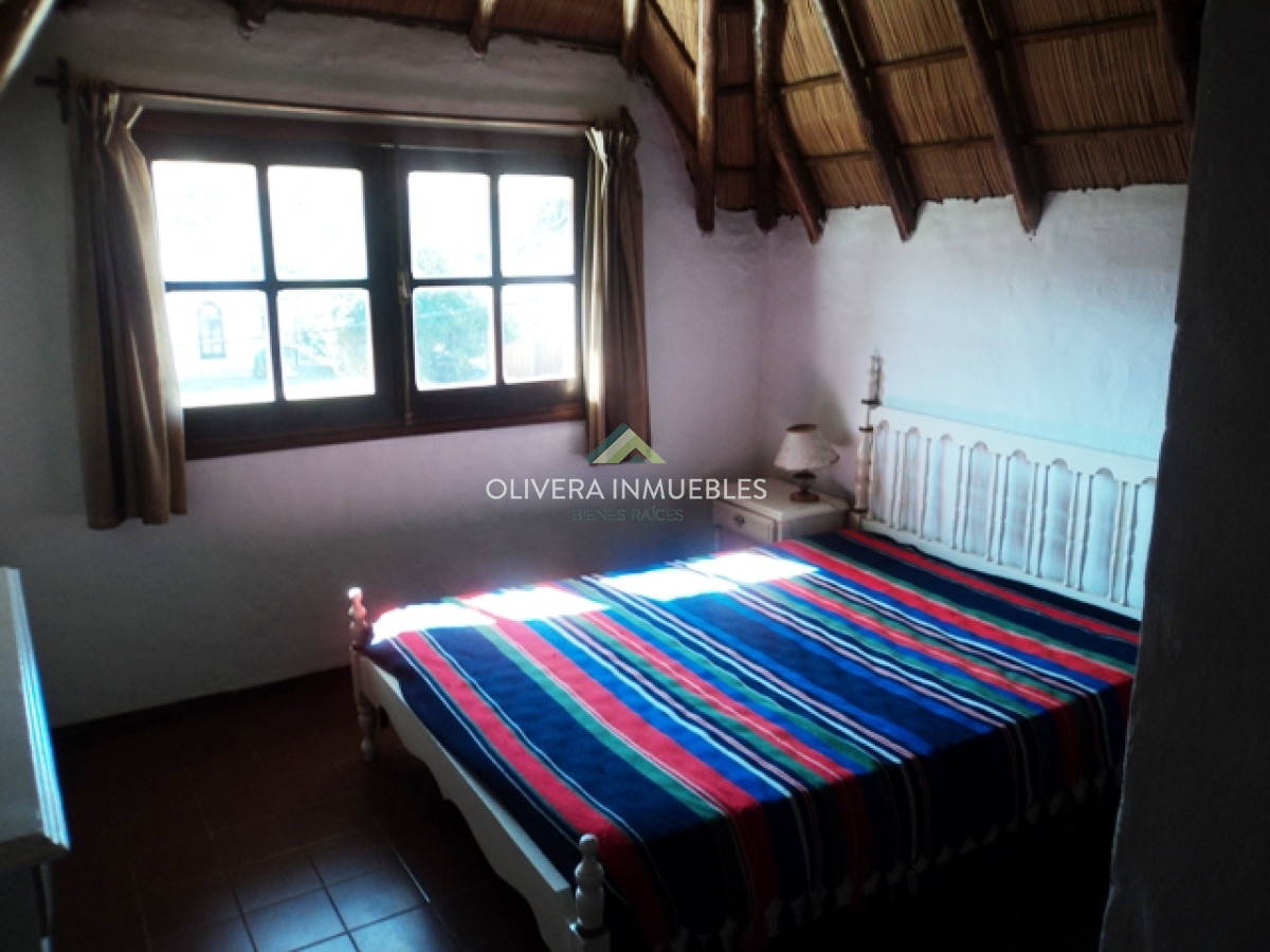 Casa ID.11602 - Venta de Casa de 4 dormitorios en Altos de Pinar