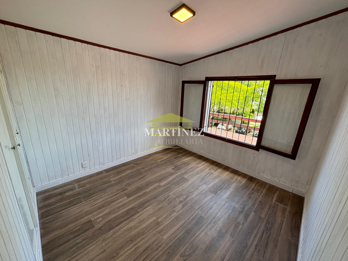Casa ID.2 - Casa de 2 dormitorios y medio en venta en Las Delicias con vista al Mar 