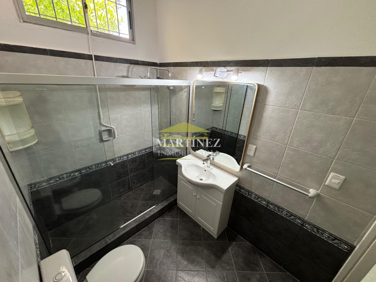 Casa ID.2 - Casa de 2 dormitorios y medio en venta en Las Delicias con vista al Mar 