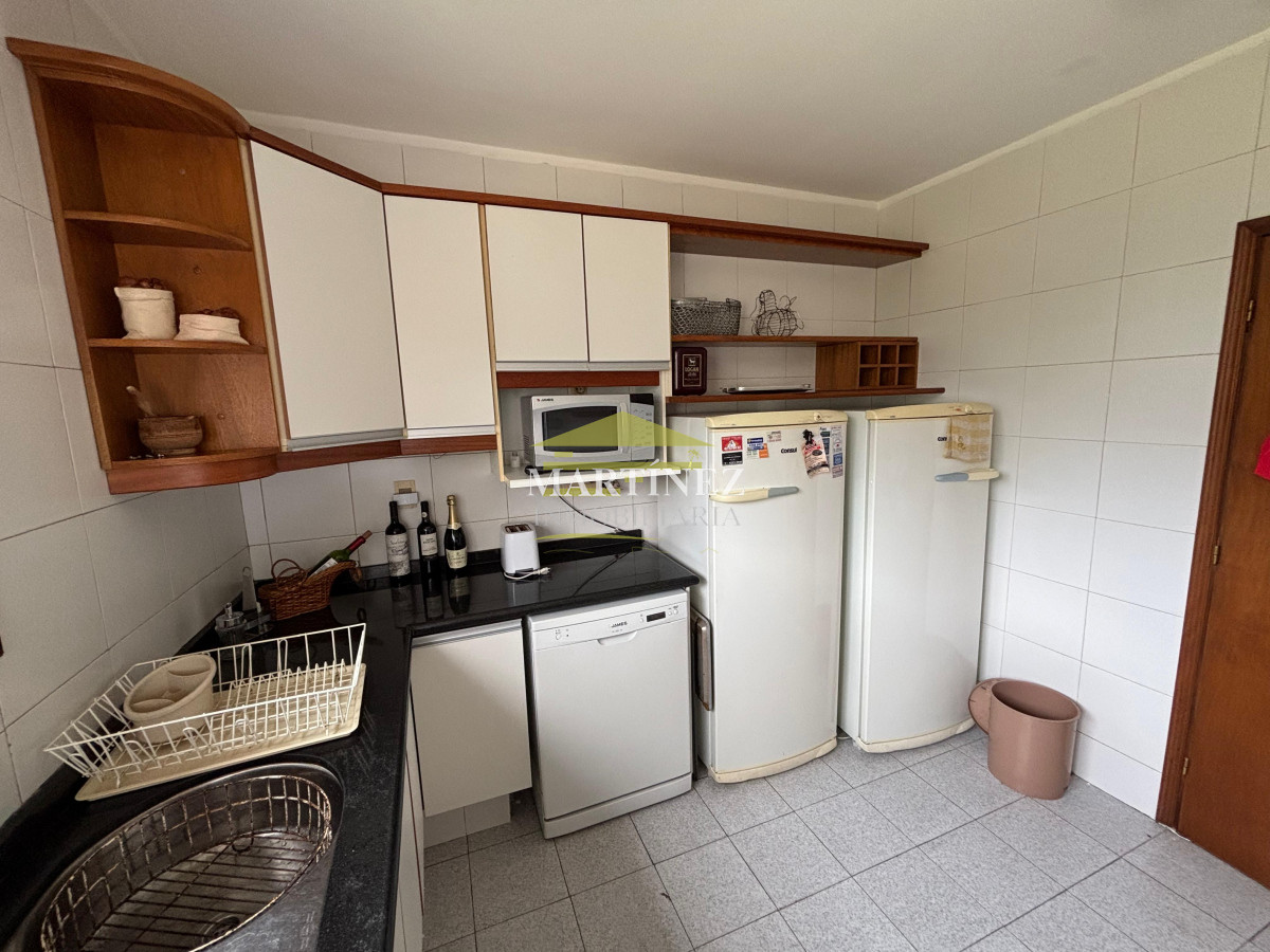 Casa ID.3 - Casa de 3 suites más dependencia en pinares a media cuadra de la playa