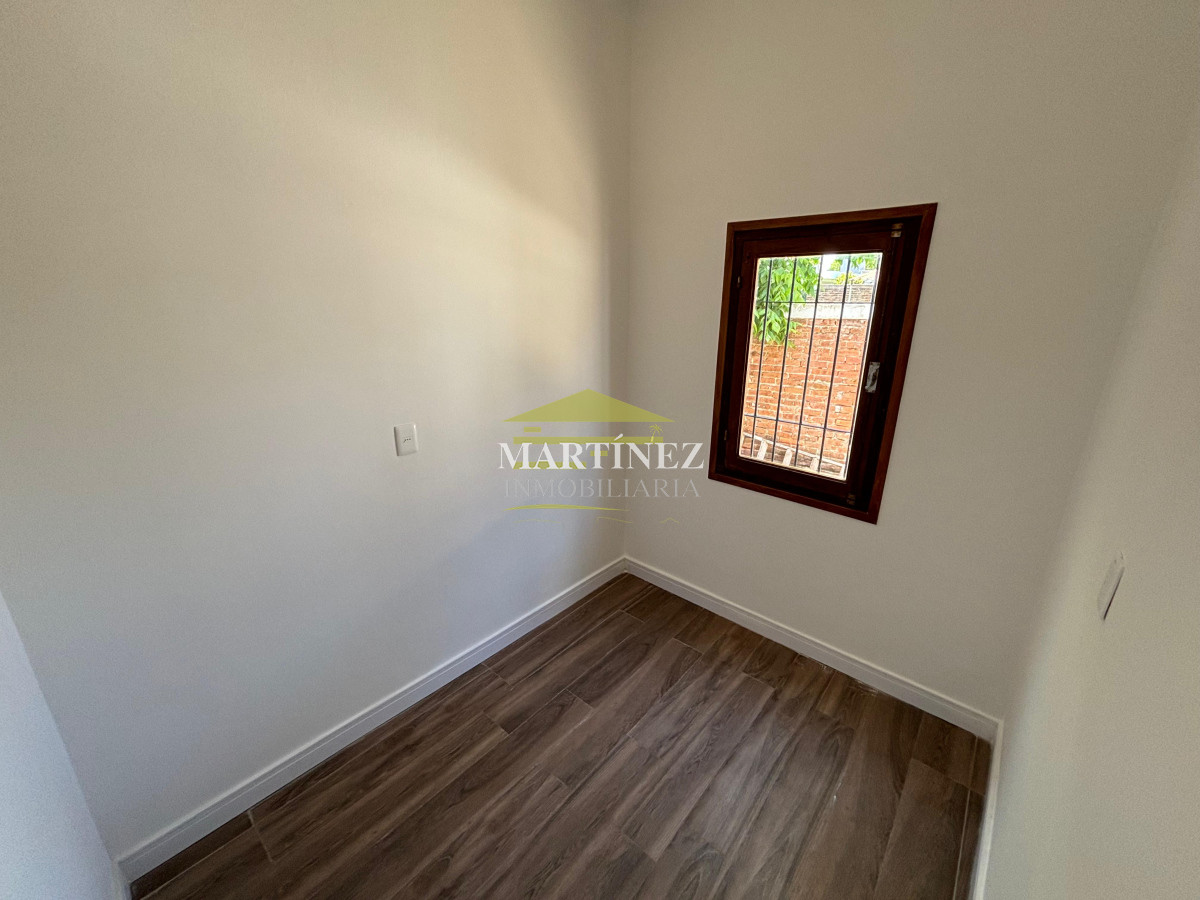 Casa ID.2 - Casa de 2 dormitorios y medio en venta en Las Delicias con vista al Mar 
