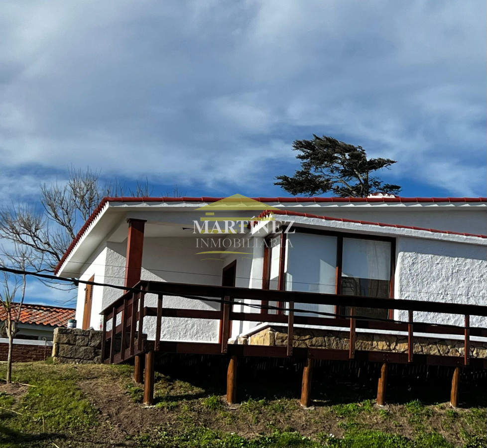 Casa ID.2 - Casa de 2 dormitorios y medio en venta en Las Delicias con vista al Mar 
