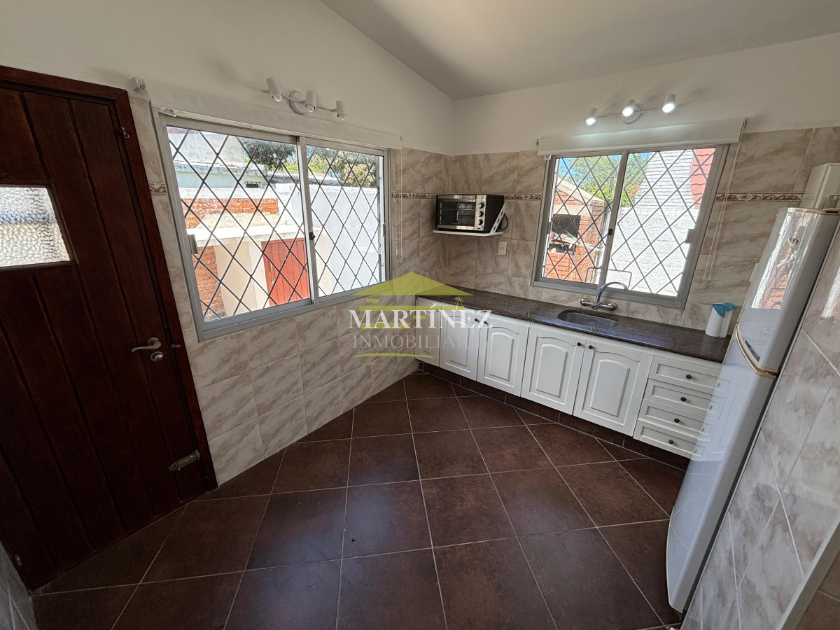 Casa ID.2 - Casa de 2 dormitorios y medio en venta en Las Delicias con vista al Mar 