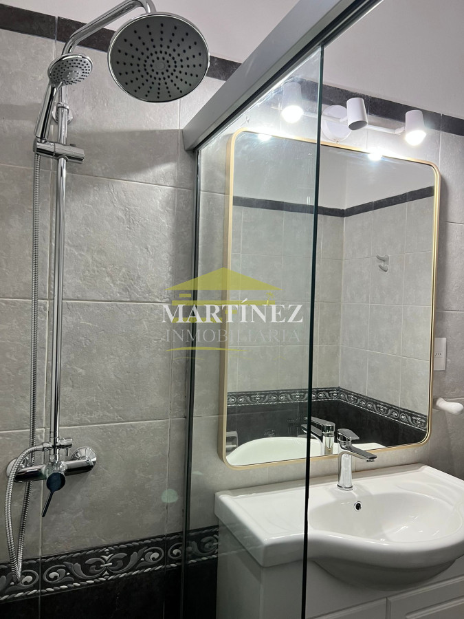 Casa ID.2 - Casa de 2 dormitorios y medio en venta en Las Delicias con vista al Mar 
