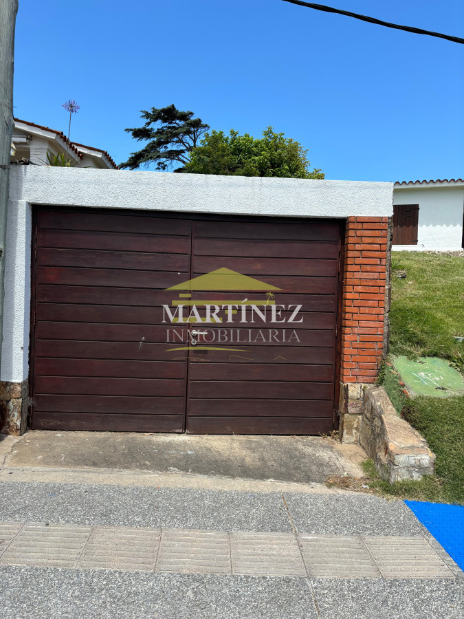 Casa ID.2 - Casa de 2 dormitorios y medio en venta en Las Delicias con vista al Mar 