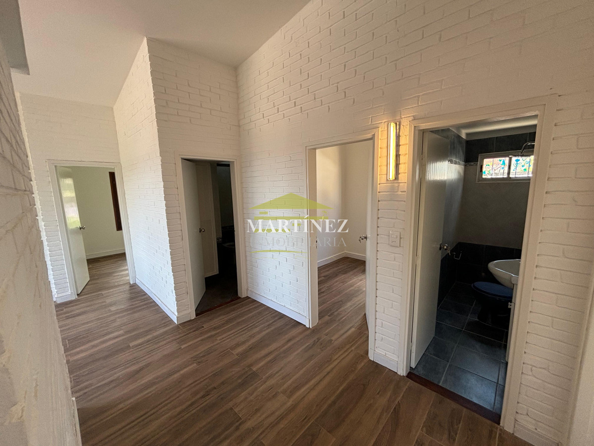 Casa ID.2 - Casa de 2 dormitorios y medio en venta en Las Delicias con vista al Mar 