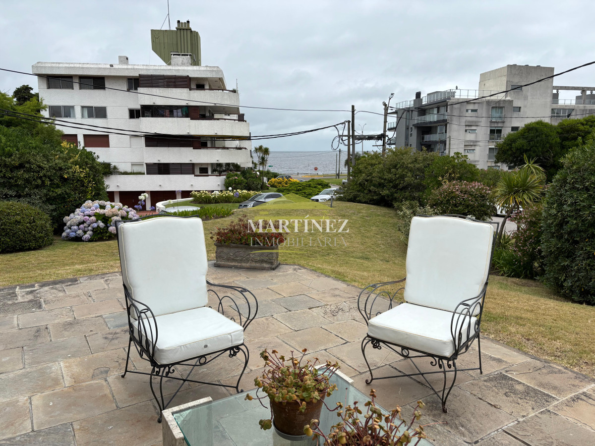 Casa ID.3 - Casa de 3 suites más dependencia en pinares a media cuadra de la playa