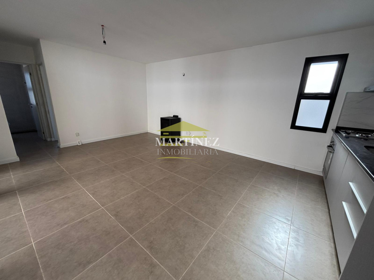 Casa ID.4 - Casa 2 dormitorios en Venta en Parque Burnett