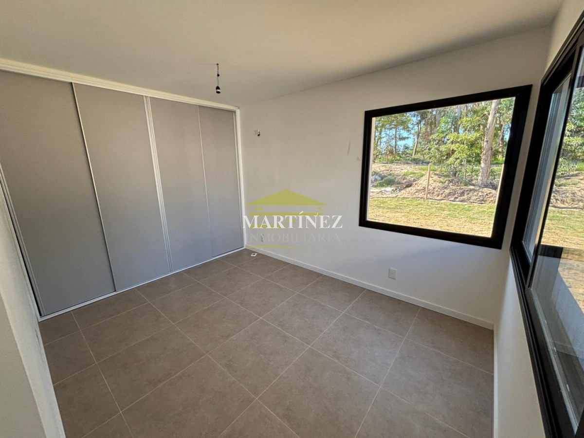 Casa ID.4 - Casa 2 dormitorios en Venta en Parque Burnett