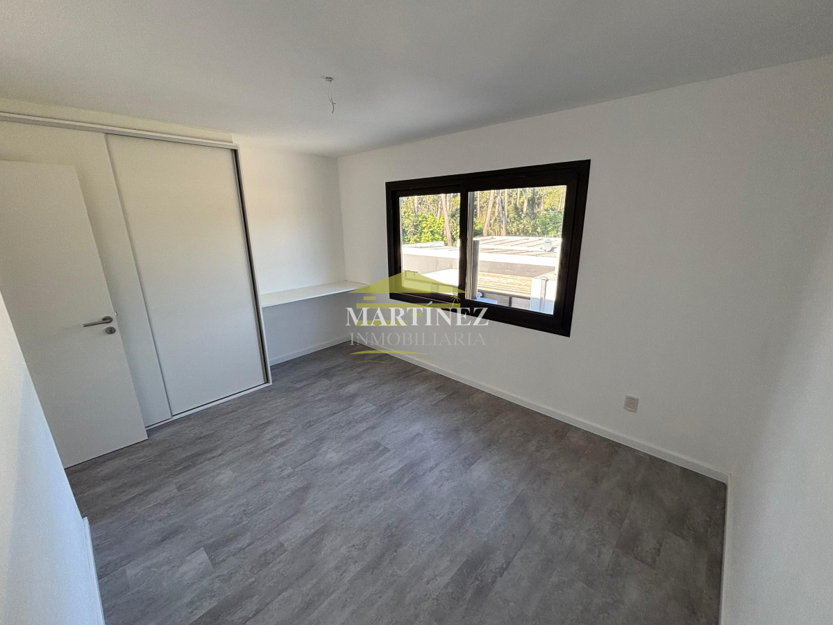 Casa ID.85 - Casa 3 Dormitorios en Venta en Parque Burnett