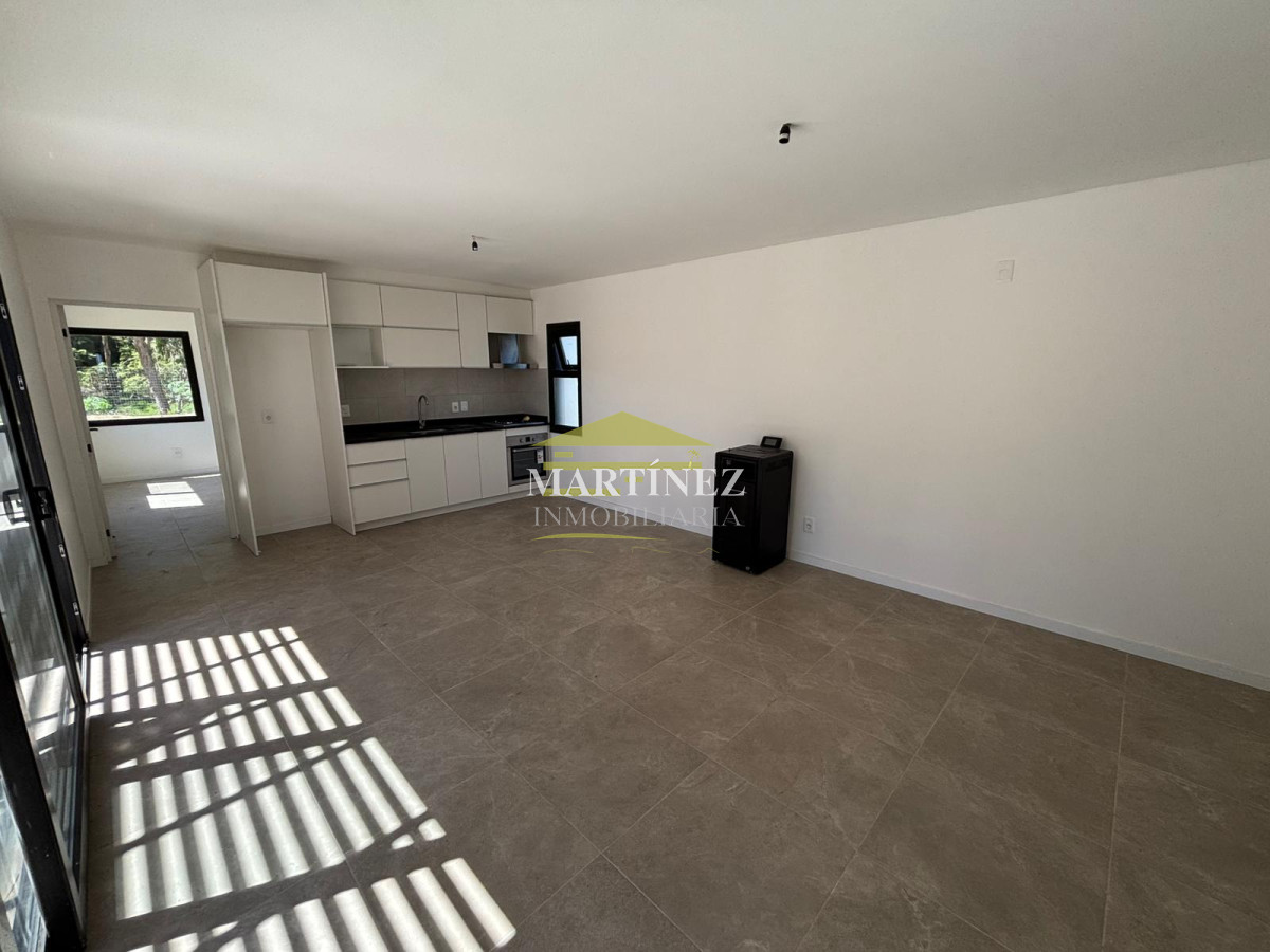 Casa ID.4 - Casa 2 dormitorios en Venta en Parque Burnett