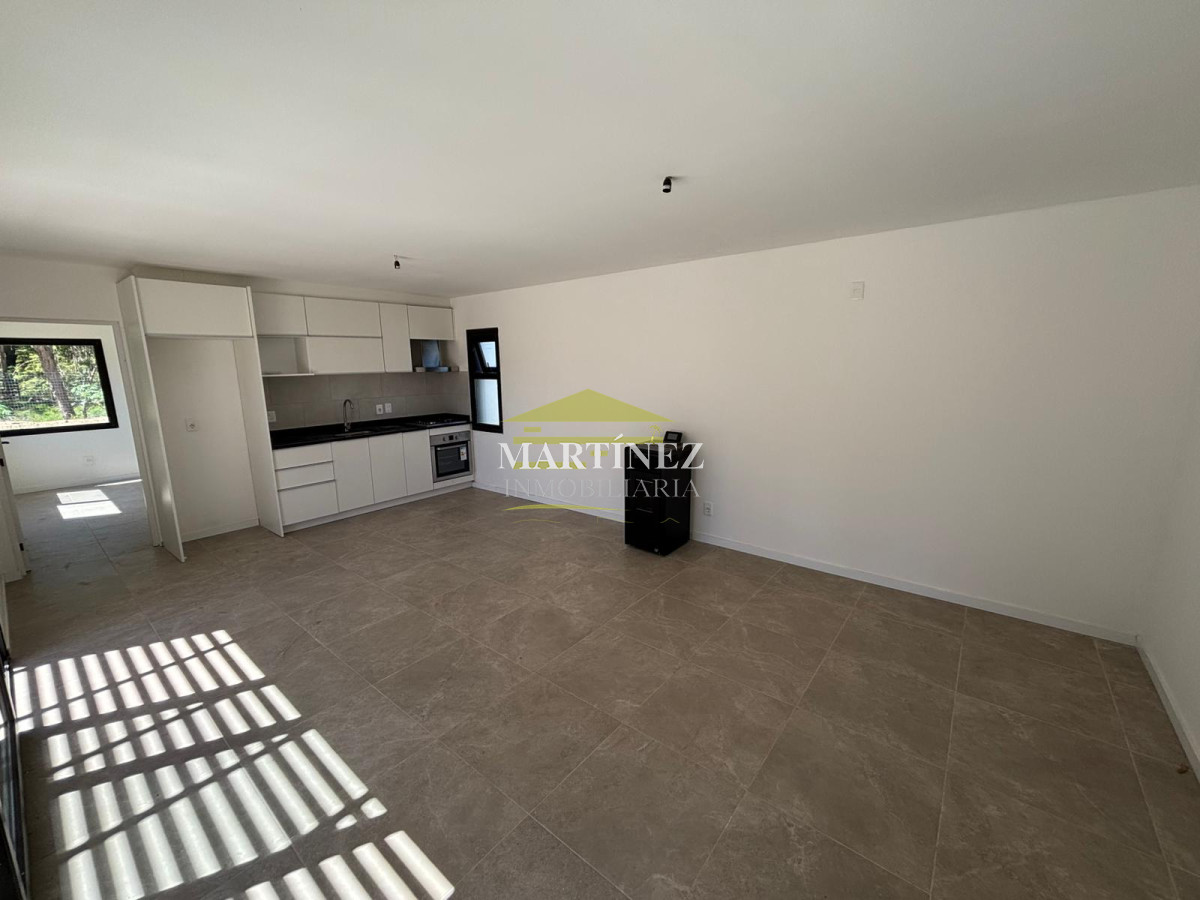 Casa ID.4 - Casa 2 dormitorios en Venta en Parque Burnett