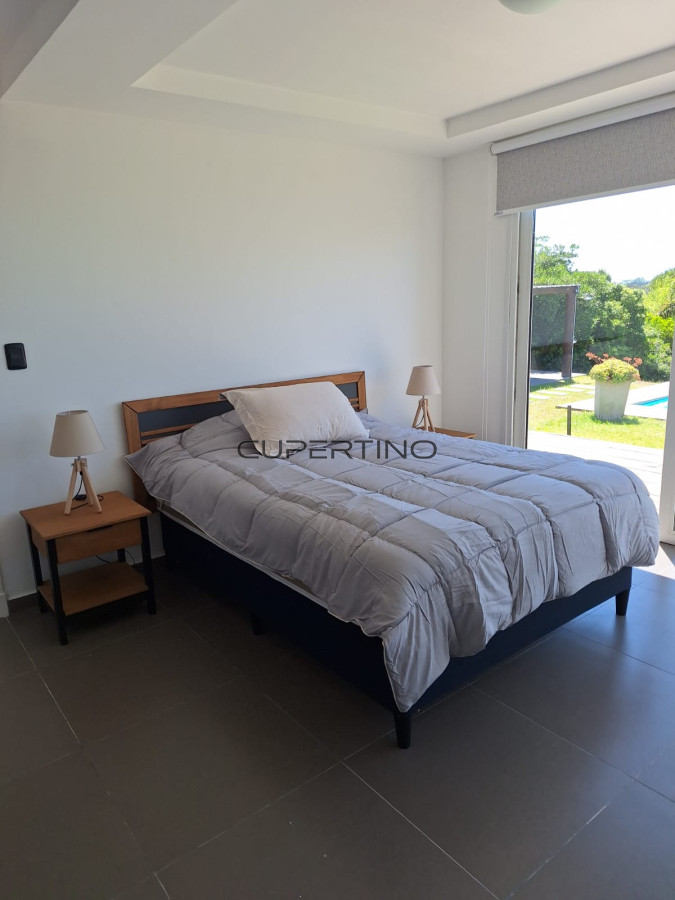 Casa en Alquiler temporal con 3 SUITES en Punta Ballena con vista al Mar — foto 38