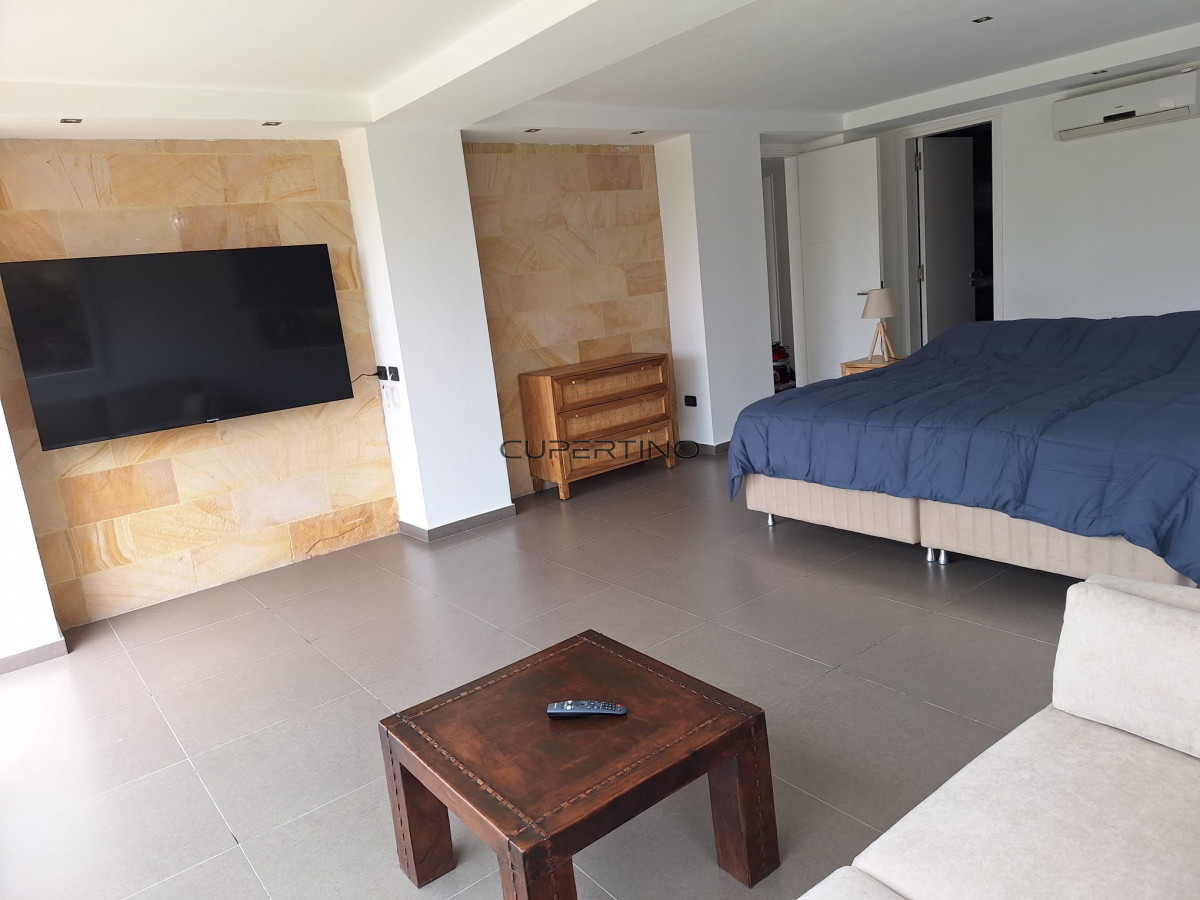 Casa en Alquiler temporal con 3 SUITES en Punta Ballena con vista al Mar — foto 24