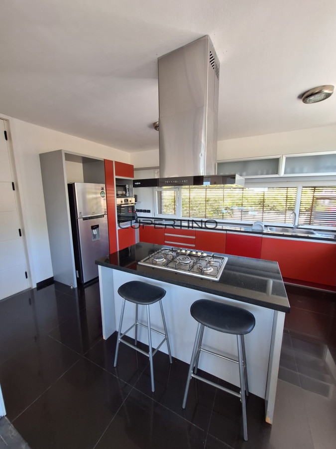 Casa en Alquiler temporal con 3 SUITES en Punta Ballena con vista al Mar — foto 17