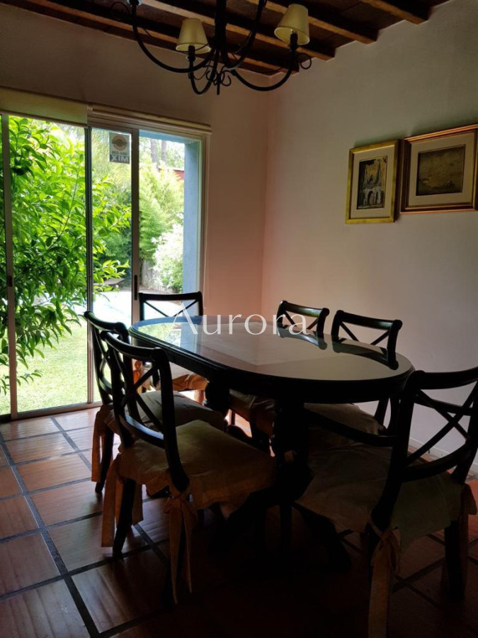 Casa ID.487 - Muy linda casa en La Barra de 3 dormitorios