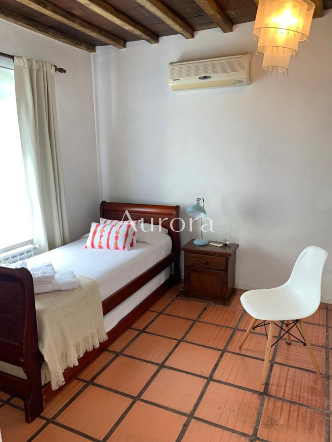 Casa ID.487 - Muy linda casa en La Barra de 3 dormitorios