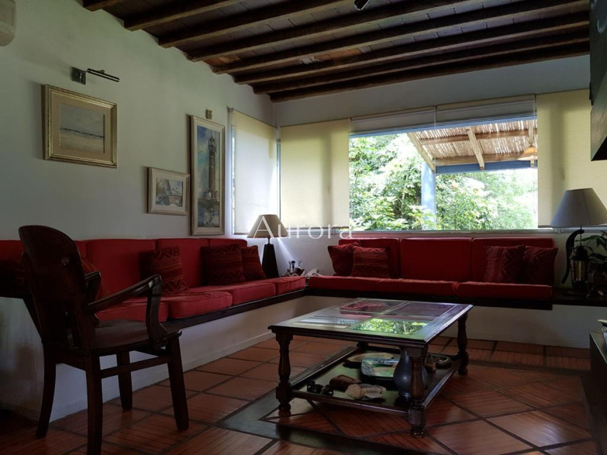 Casa ID.487 - Muy linda casa en La Barra de 3 dormitorios