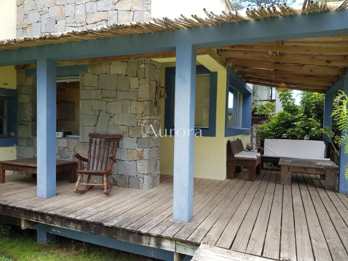 Casa ID.487 - Muy linda casa en La Barra de 3 dormitorios