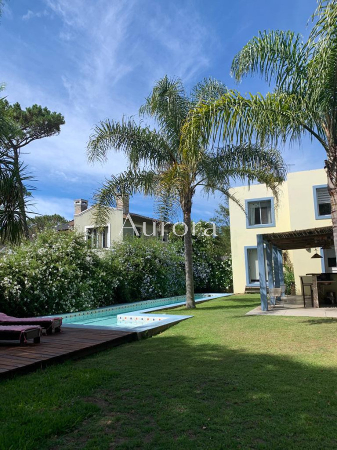 Casa ID.487 - Muy linda casa en La Barra de 3 dormitorios