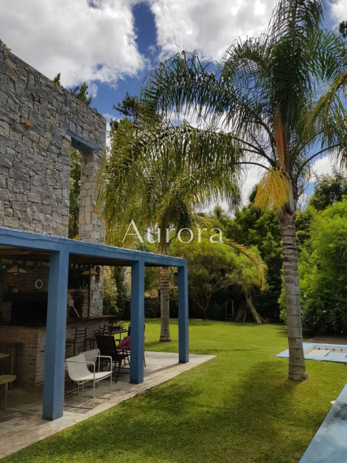 Casa ID.487 - Muy linda casa en La Barra de 3 dormitorios