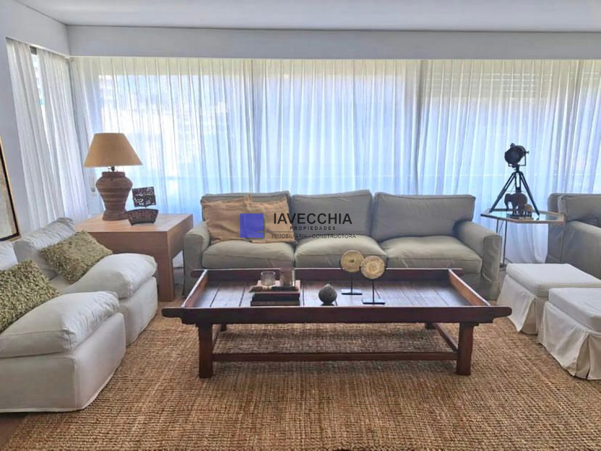 alquiler apartamento de 3 dormitorios mas dependencia de servicio - IAV49577A