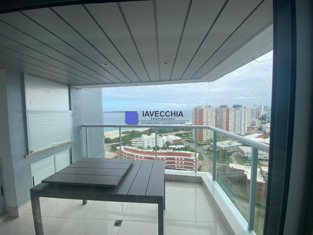 Venta de apartamento de 2 dormitorios en Punta del Este - IAV49586A