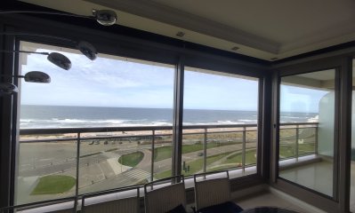 Venta de apartamento de 3 dormitorios en Punta del Este