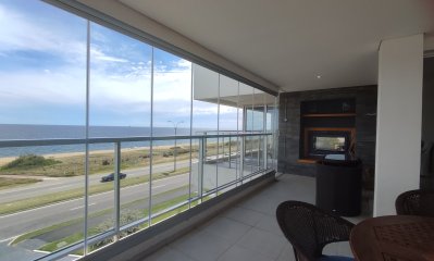 Venta Apartamento Pent-House 4 dormitorios en Mansa frente al Mar