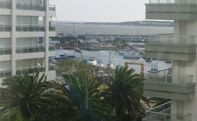 Venta Apartamento con vista al puerto y al mar