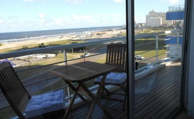 Venta de apartamento de 2 dormitorios en la Brava Punta del Este