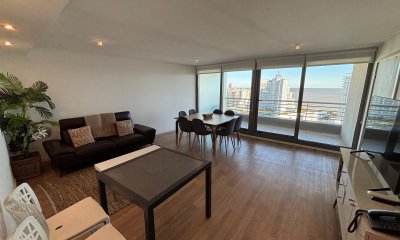 Apartamento de 2 suites a la venta en Alexander Boulevard