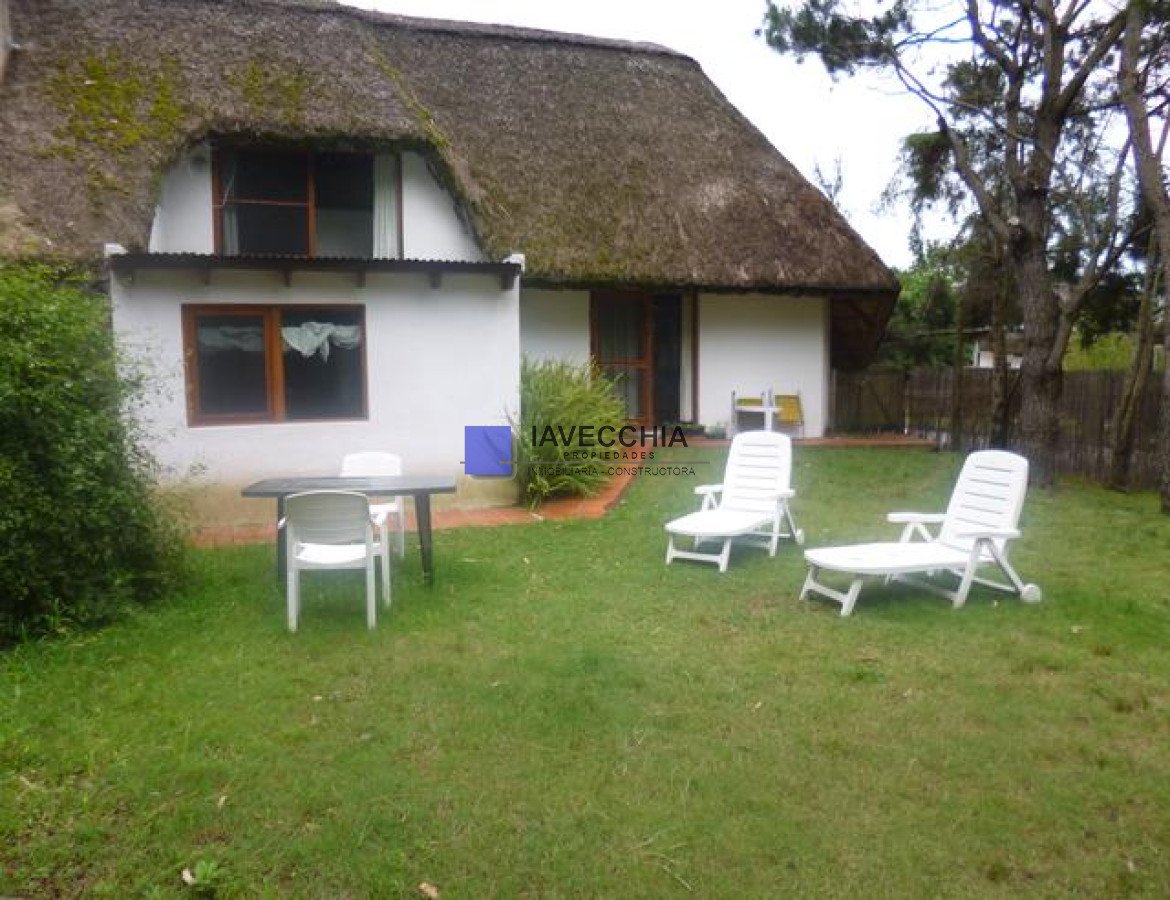 Casa con 4 dormitorios en Pinares Punta del Este - IAV48298C