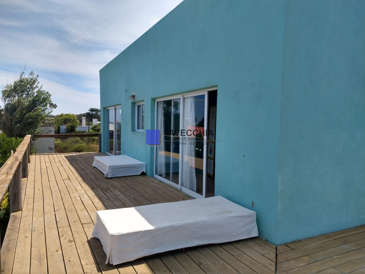 Alquiler Casa de 4 dormitorios en Balenario Buenos Aires - IAV50008C