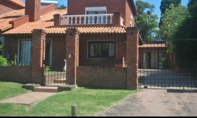 Venta Casa 4 Dormitorios cerca del mar