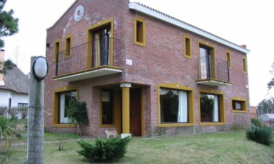 Venta de Casa de 3 dormitorios en Altos del Pinar