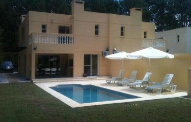 casa en venta de 4 dormitorios en punta ballena