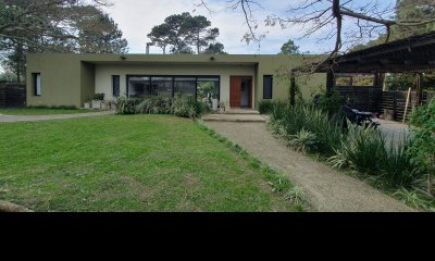 Venta casa de 3 dormitorios en Beverly Hills