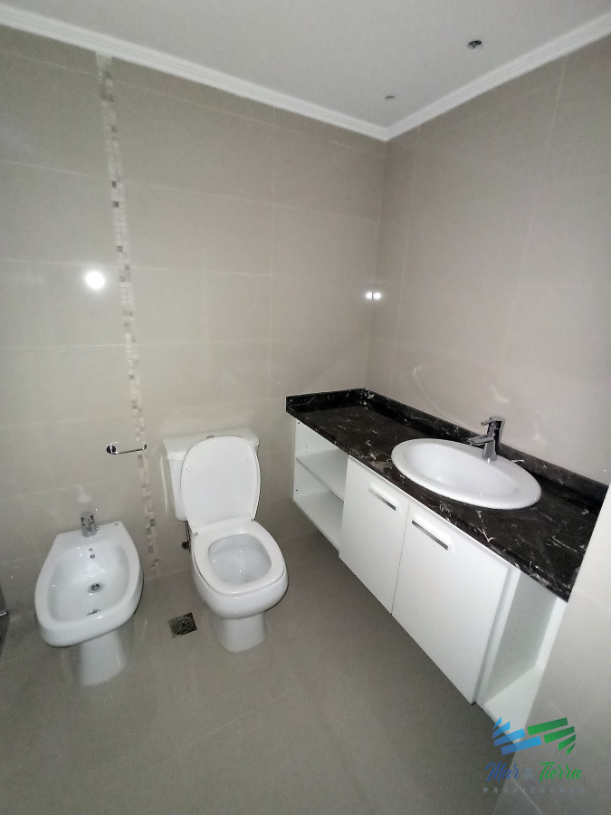 Apartamento ID.4721 - En venta apartamento de dos dormitorios a estrenar en Place Lafayette, Punta del Este