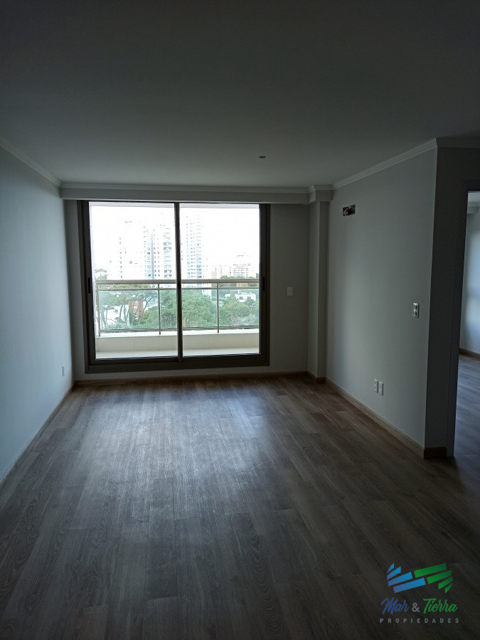 Apartamento ID.4721 - En venta apartamento de dos dormitorios a estrenar en Place Lafayette, Punta del Este