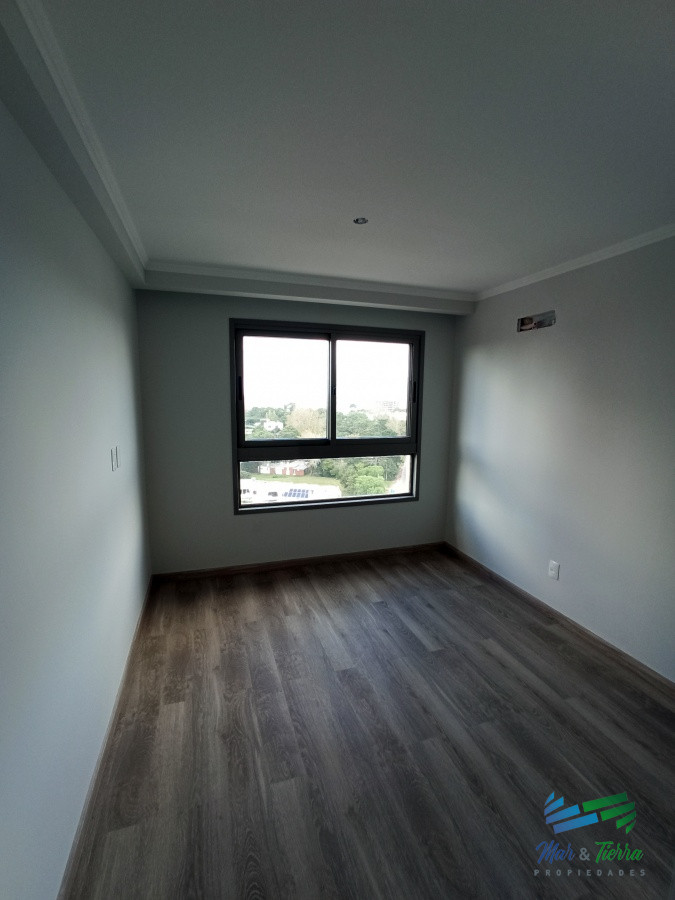 Apartamento ID.4721 - En venta apartamento de dos dormitorios a estrenar en Place Lafayette, Punta del Este