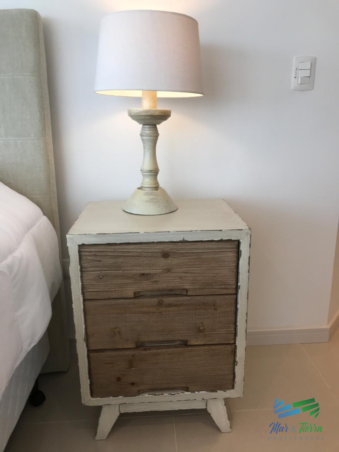 Apartamento ID.3433 - Para brillar en la Parada 10 de Playa Brava - Apartamento de 3 dormitorios con 2  baños mas dependencia de servicio con baño
