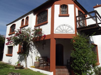 Pinares - Casa de  4 dormitorios - Ref : EQP5057