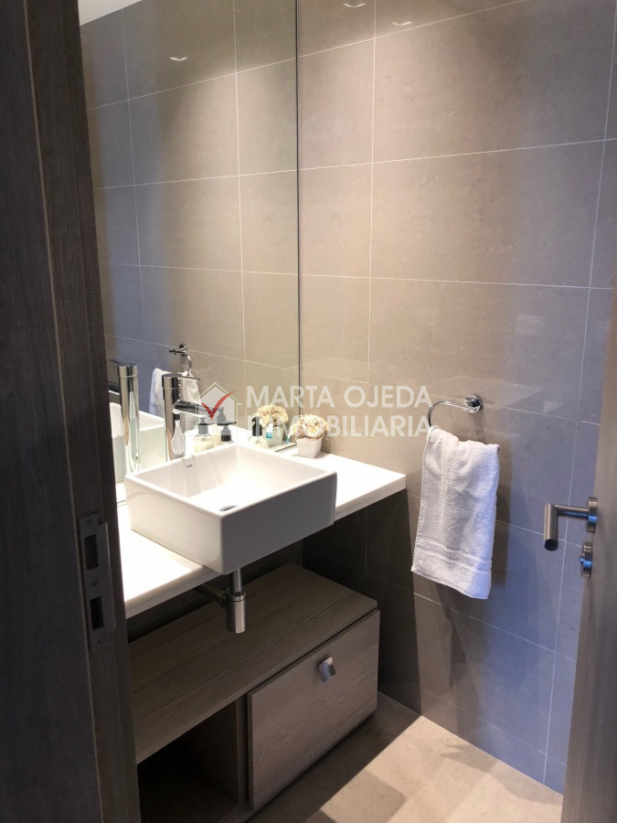 Apartamento ID.40077 - Pda 2 Playa Brava - 2 dormitorios en suite, amplio